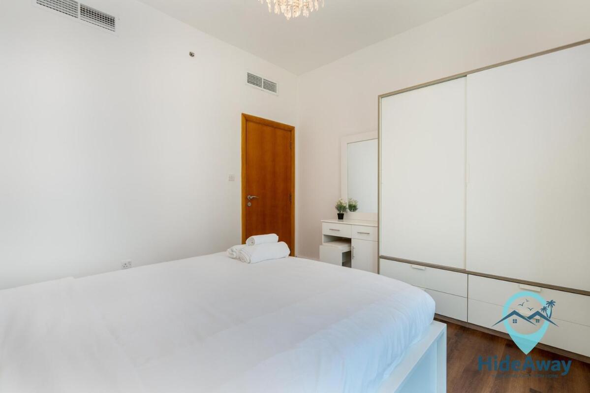 Lovely 1bed Heart Of Marina 1 Min To Metro Dubai