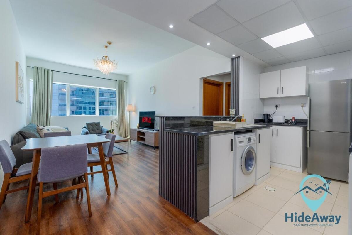 Lovely 1bed Heart Of Marina 1 Min To Metro Dubai